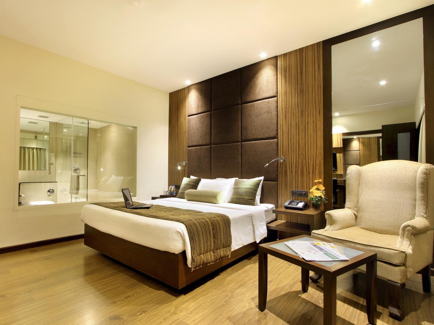 เอ็กซ์เพลสทาวเวอร์โฮเต็ล Hotel วาโดดารา ภายนอก รูปภาพ