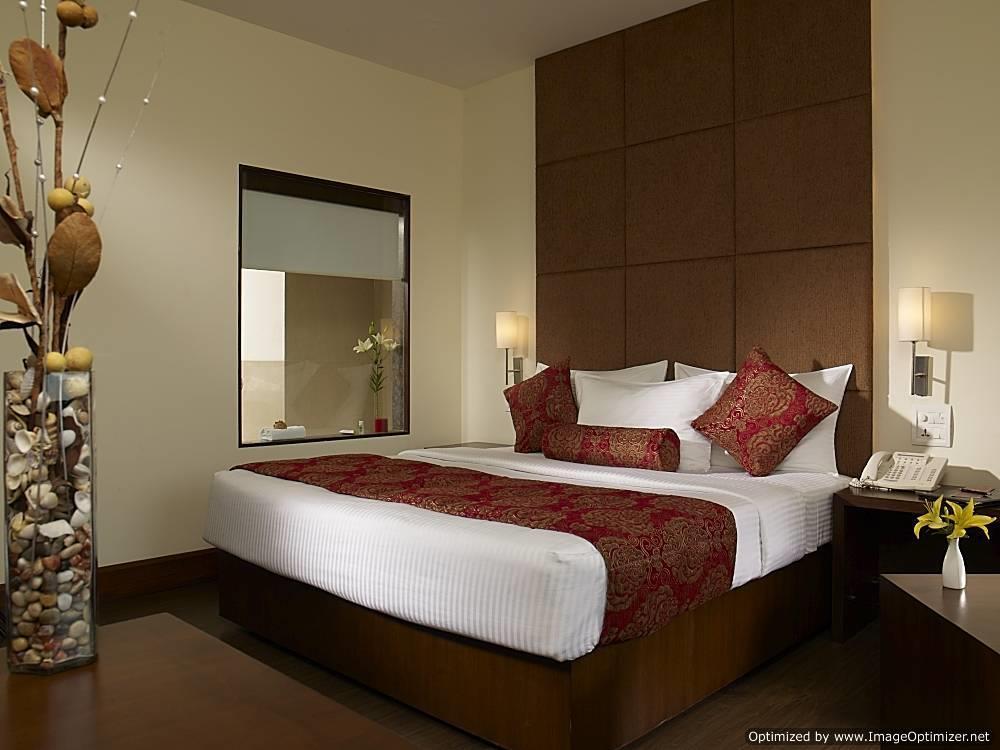 เอ็กซ์เพลสทาวเวอร์โฮเต็ล Hotel วาโดดารา ภายนอก รูปภาพ